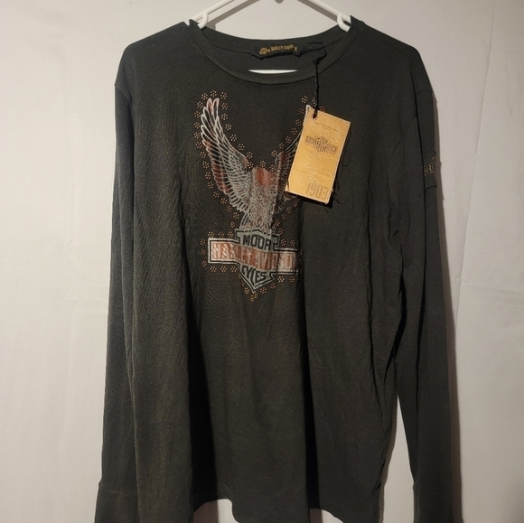 Harley-Davidson Tops - Women's Harley-Davidson Studded Distressed Eagle Size 2W 99124-19VW